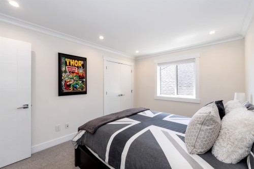 16345 59 Avenue, Surrey, BC 