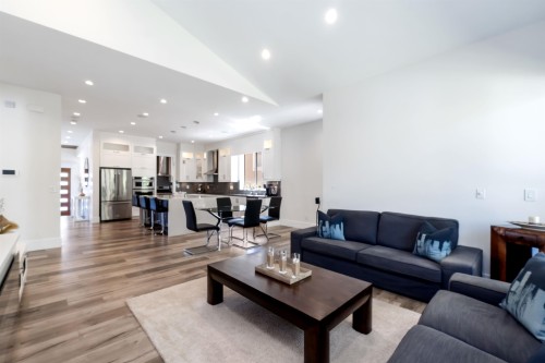 16345 59 Avenue, Surrey, BC 