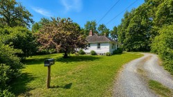 34150 Glenwill Street Abbotsford, BC V2S 1X6