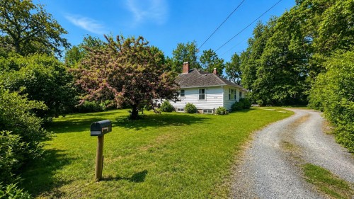 34150 Glenwill Street  Abbotsford, BC V2S 1X6