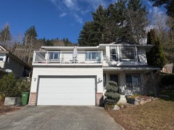 35543 Dina Place Abbotsford, BC V3G 1L7