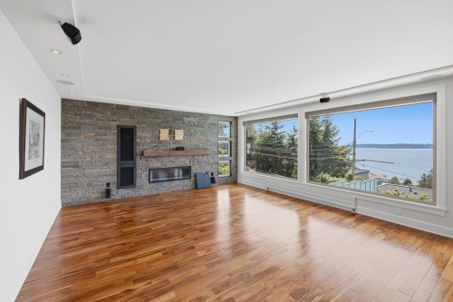 14843 Hardie Avenue, White Rock, BC 