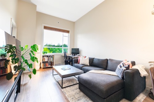 511-14588 Mcdougall Drive, Surrey, BC 