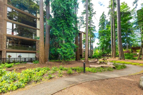 511-14588 Mcdougall Drive, Surrey, BC 