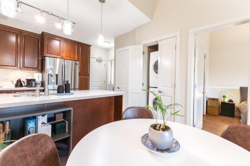 511-14588 Mcdougall Drive, Surrey, BC 