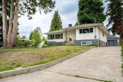10875 143 Street Surrey, BC V3R 3M1