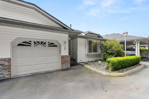 27-3351 Horn Street  Abbotsford, BC V2S 7J9