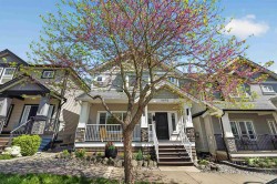 6692 193a Street Surrey, BC V4N 0C1