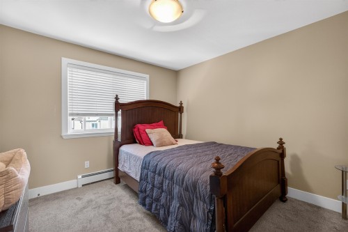 6692 193A Street, Surrey, BC 
