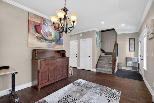 6692 193A Street, Surrey, BC 