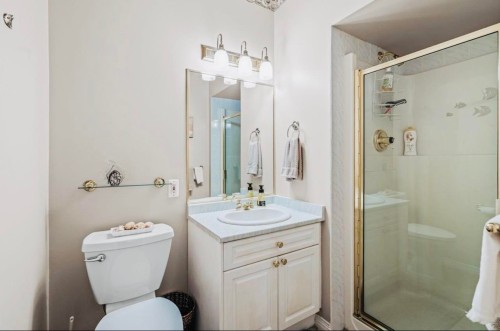 15422 78A Ave, Surrey, BC 