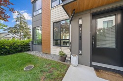 17-15151 Edmund Drive Surrey, BC V3S 0B2
