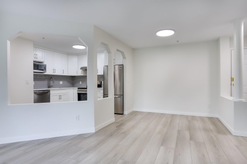 302-20727 Douglas Crescent, Langley, BC 