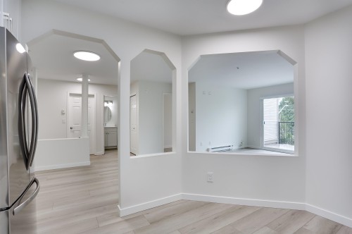 302-20727 Douglas Crescent, Langley, BC 