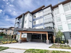 117-13777 75a Avenue  Surrey, BC V3W 3W4