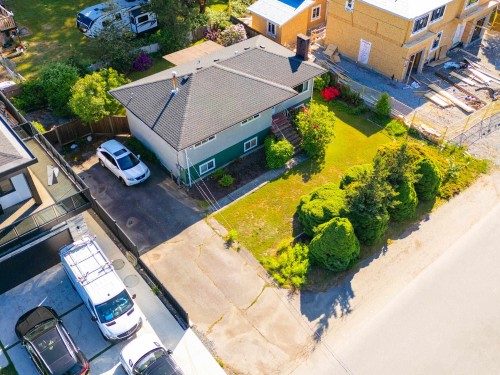 11316 91 Avenue  Delta, BC V4C 3J8