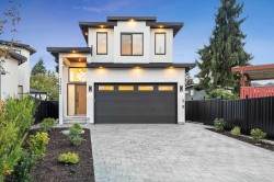 11642 94a Avenue Delta, BC V4C 3S3