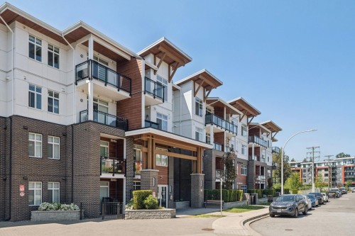 307-5415 Brydon Crescent  Langley, BC V3A 0N4