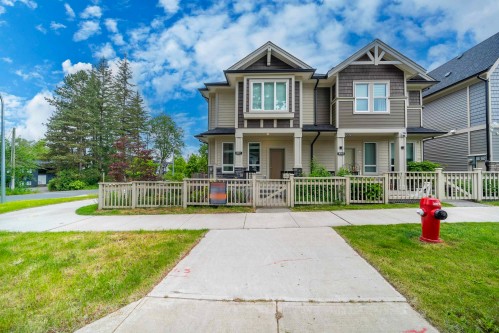 20411 76 Avenue  Langley, BC V2Y 3T1