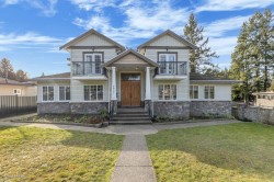 9833 128 Street NESurrey, BC V3T 2Y5