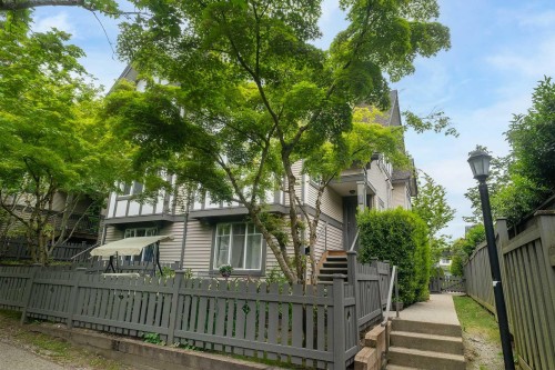 98-20038 70 Avenue  Langley, BC V2Y 0B4