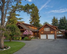 16937 0 Avenue Surrey, BC V3Z 9N9