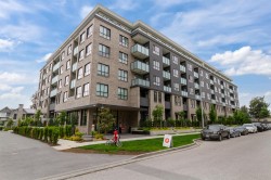 504-15738 85 Avenue Surrey, BC V4N 6Y1