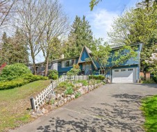 5866 179a St Street Surrey, BC V3S 4K3