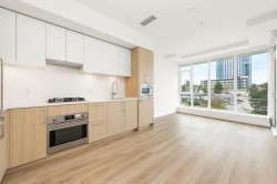 408-9675 King George Boulevard Surrey, BC V3T 0T7