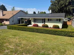 11525 96a Avenue Surrey, BC V3V 1Z9