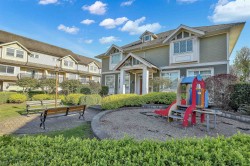 49-8358 121a Street Surrey, BC V3W 1T6