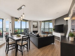 1207-13353 108 Avenue Surrey, BC V3T 5T5