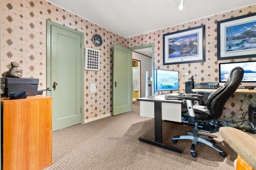 21415 0 Avenue, Langley, BC - Indoor Photo Showing Office