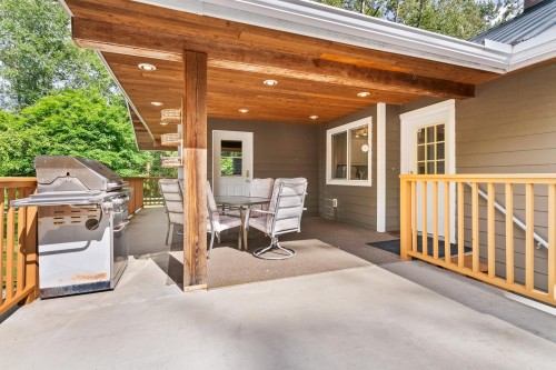 21415 0 Avenue, Langley, BC - Outdoor With Exterior