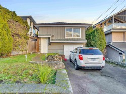 852 Stevens Street  White Rock, BC V4B 4X2