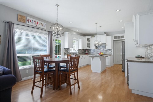 15512 37A Avenue, Surrey, BC 