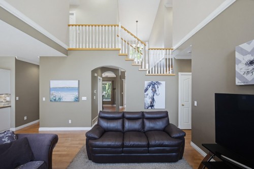 15512 37A Avenue, Surrey, BC 