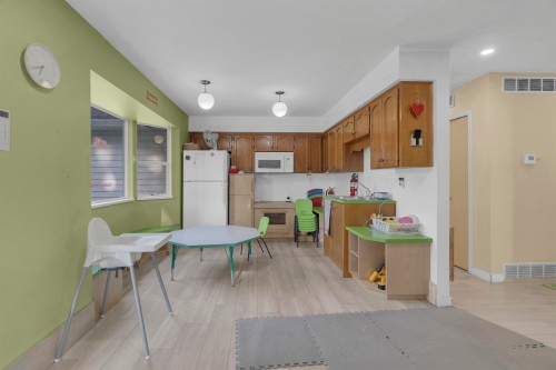 17209 62A Ave, Surrey, BC 