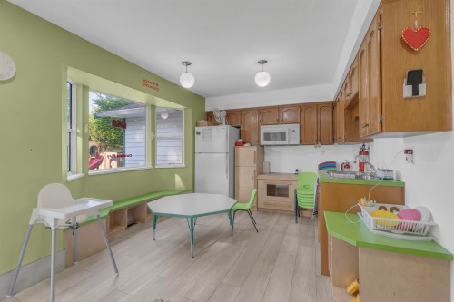 17209 62A Ave, Surrey, BC 
