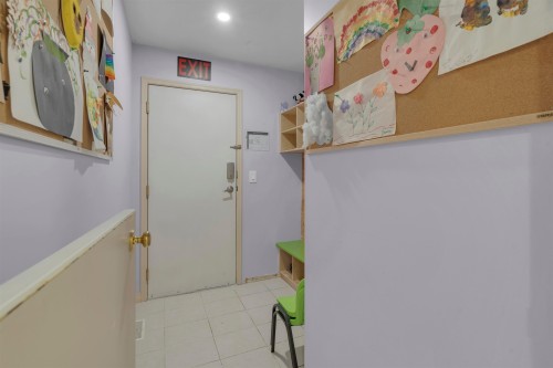 17209 62A Ave, Surrey, BC 