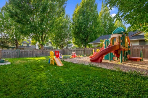 17209 62A Ave, Surrey, BC 