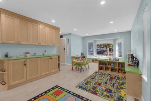 17209 62A Ave, Surrey, BC 