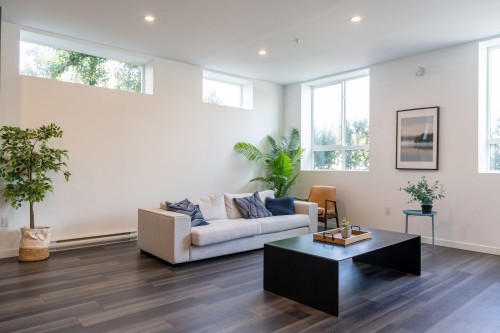 413-13628 81a Avenue  Surrey, BC V3W 3E2
