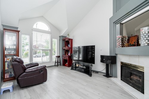 16089 80 Avenue, Surrey, BC 