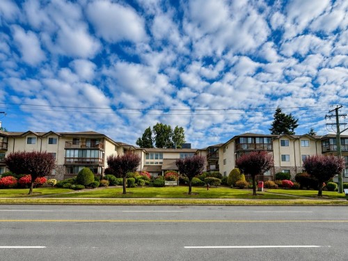 204-32055 Old Yale Road  Abbotsford, BC V2T 2C8