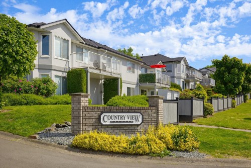 10-3902 Latimer Street  Abbotsford, BC V2S 7L5