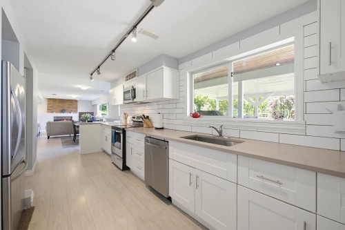24105 61 Avenue, Langley, BC 