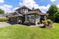 7852 165 Street Surrey, BC V4N 0M2