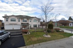 13839 91 Avenue Surrey, BC V3V 7K4