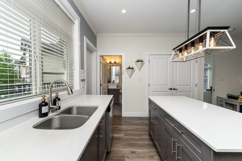 7-6055 138 Street  Surrey, BC V3X 0J1